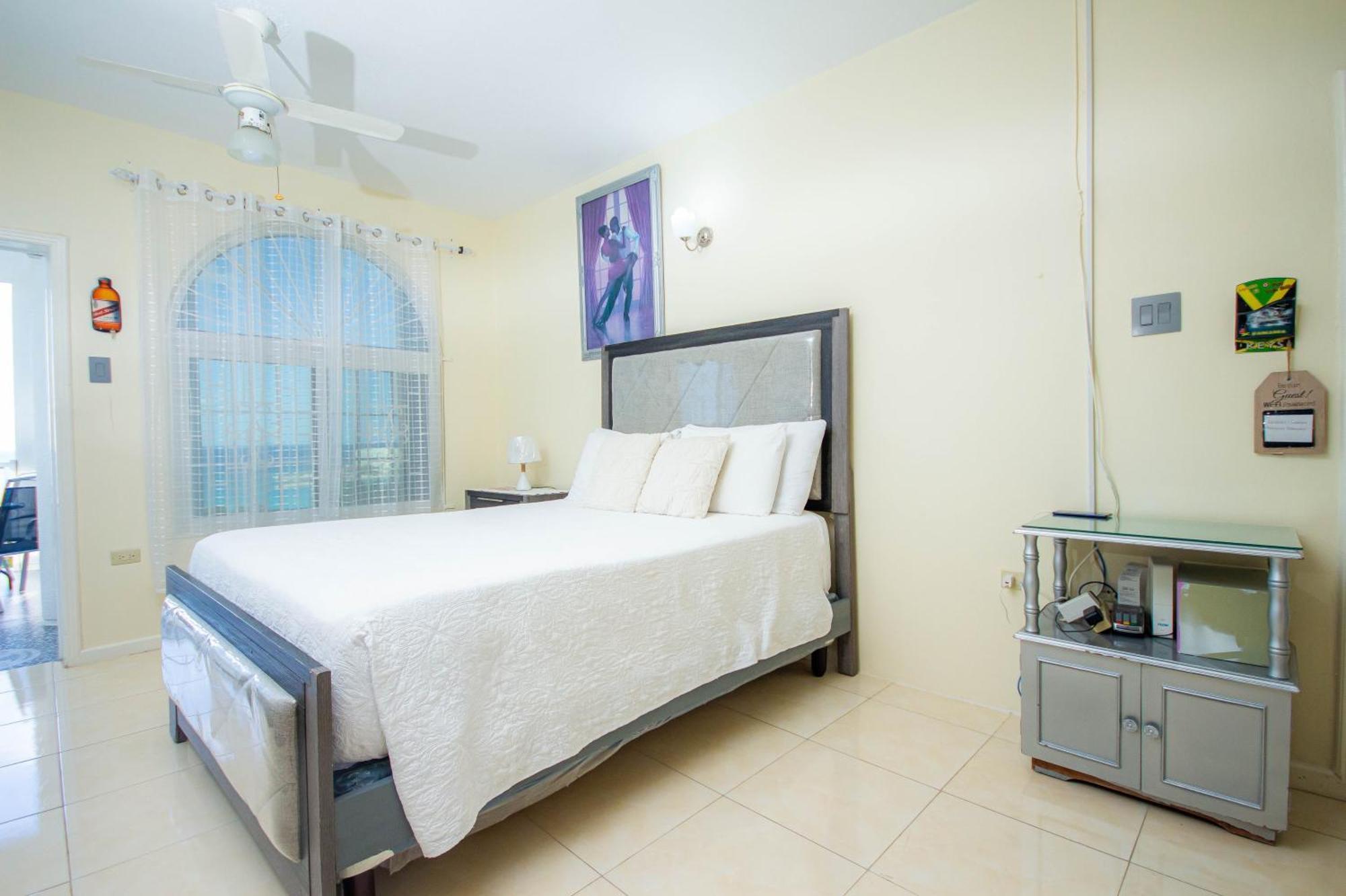 Ocho Rios Ocean Front Luxury Studio Sky Castles 24 Hrs Sleeps 2 Apartment Exterior photo